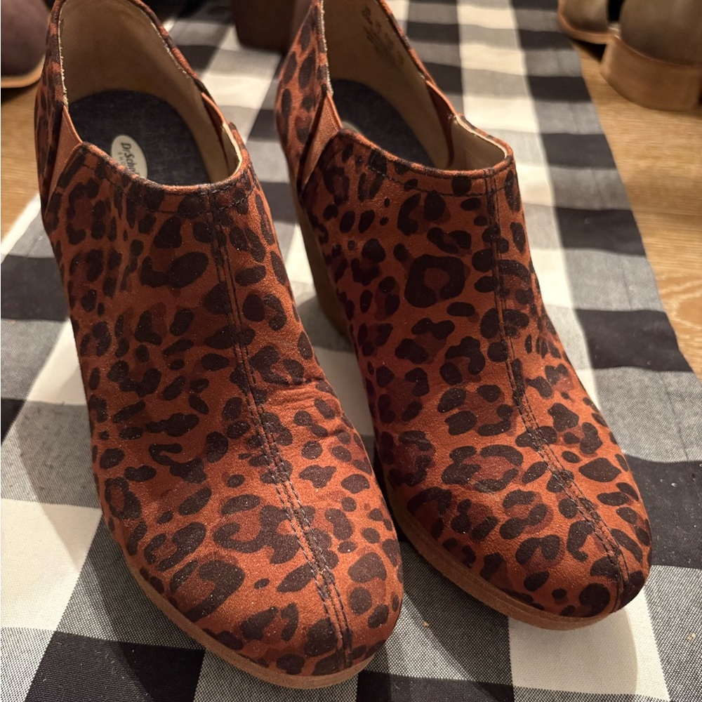 Dr. Scholl’s leopard print bootie wedge
